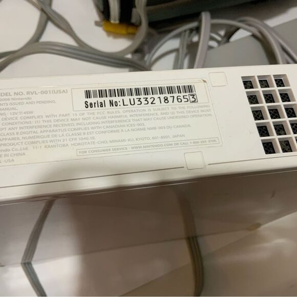 Wii Console Nintendo RVL-001 System Wii Sports Game RVL 001 no remotes - Picture 4 of 10